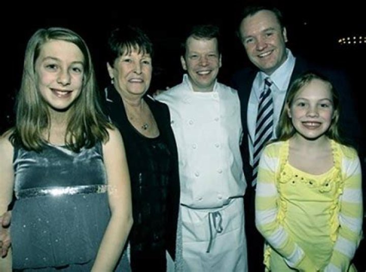 Alma Wahlberg Children, Net Worth, Biography, Health, Age & Facts