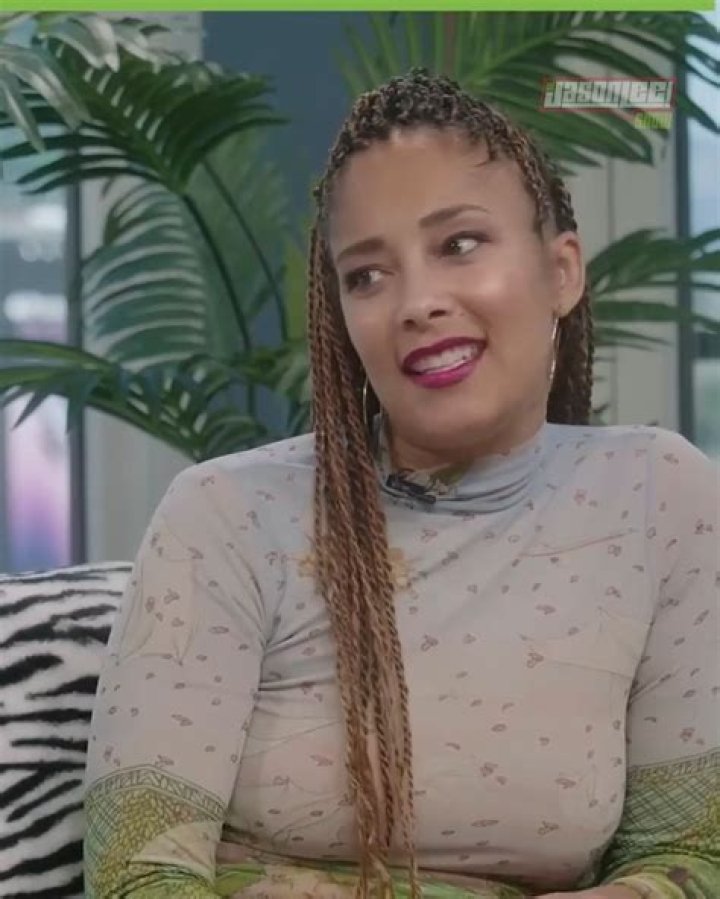 Amanda Seales Clears The Air About That Jordans And Passport Comment