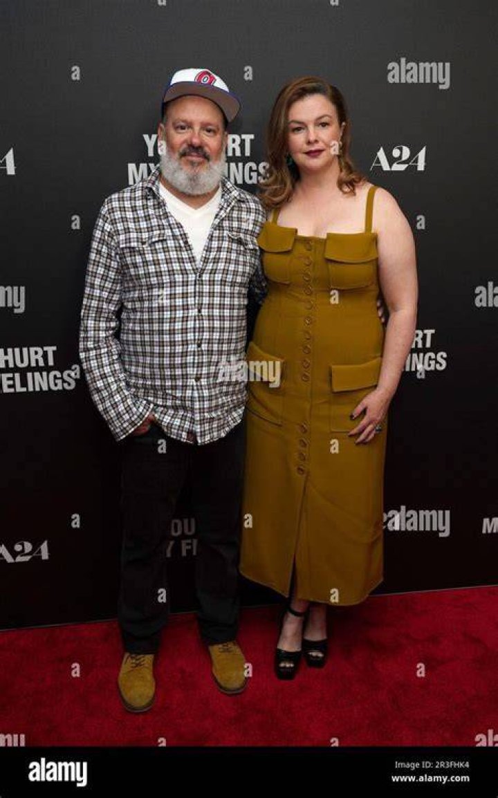 Amber Tamblyn, David Cross on How Couples Therapy Helped in New Film
