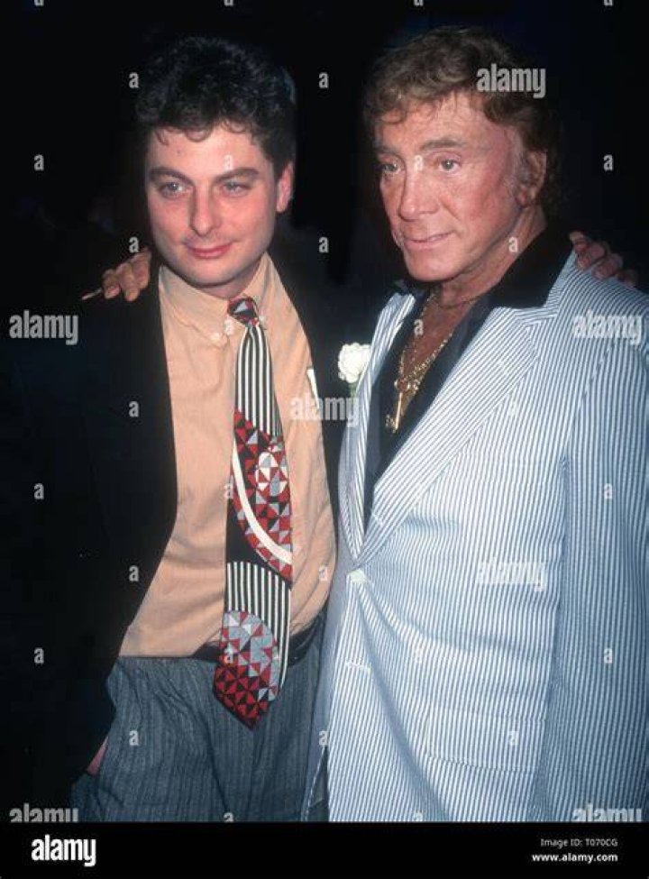 Bob guccione hires stock photography and images Alamy