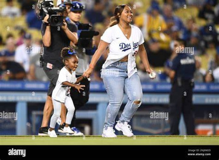 Brianna Hammonds; Dodger's superstar Mookie Betts's wife [2021 Update