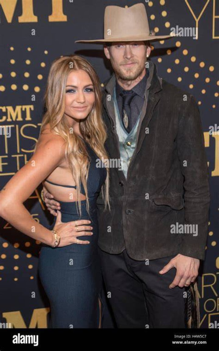 BRITTNEY MARIE COLE at 2015 CMT Artists of the Year Awards in Nashville