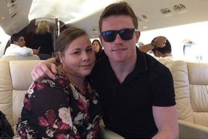 Canelo Alvarez with mother Ana Maria Barragán Celebrities InfoSeeMedia