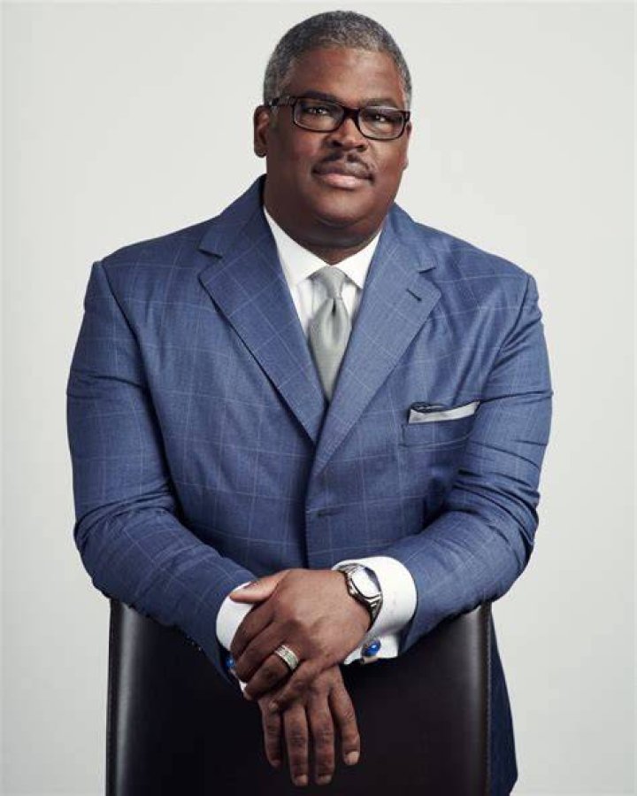Charles Payne's Net Worth & Earnings 2023 Age, Height, Wife, Kids