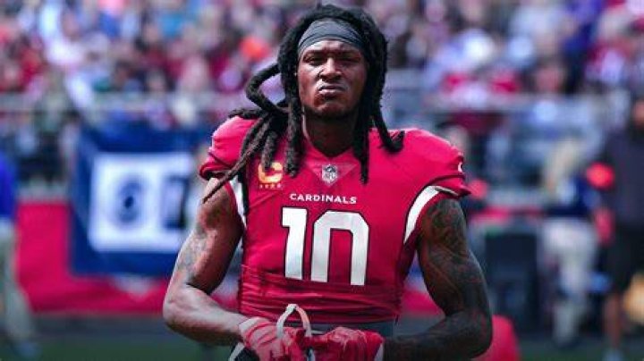 DeAndre Hopkins assina acordo milion&aacute;rio com o Cardinals