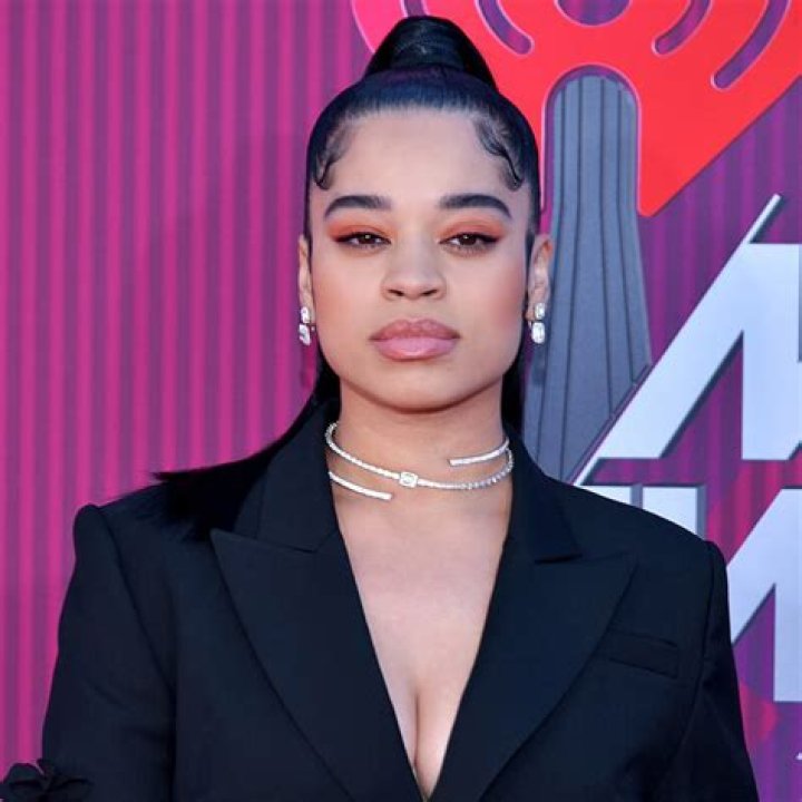 Discover Ella Mai's Height: Uncovering The Secrets Behind Her Success