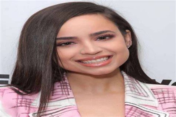 Does Sofia Carson have a sister? ABTC