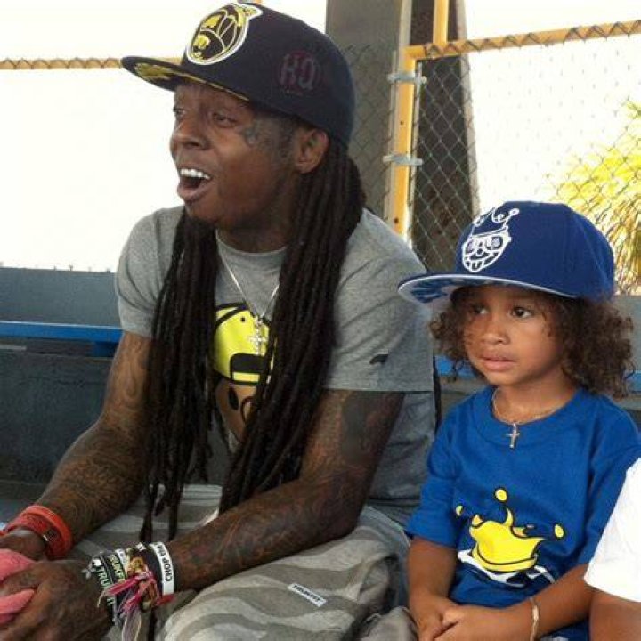 Dwayne Carter Bio, Early Life, Career, Relationship, Net Worth, Body