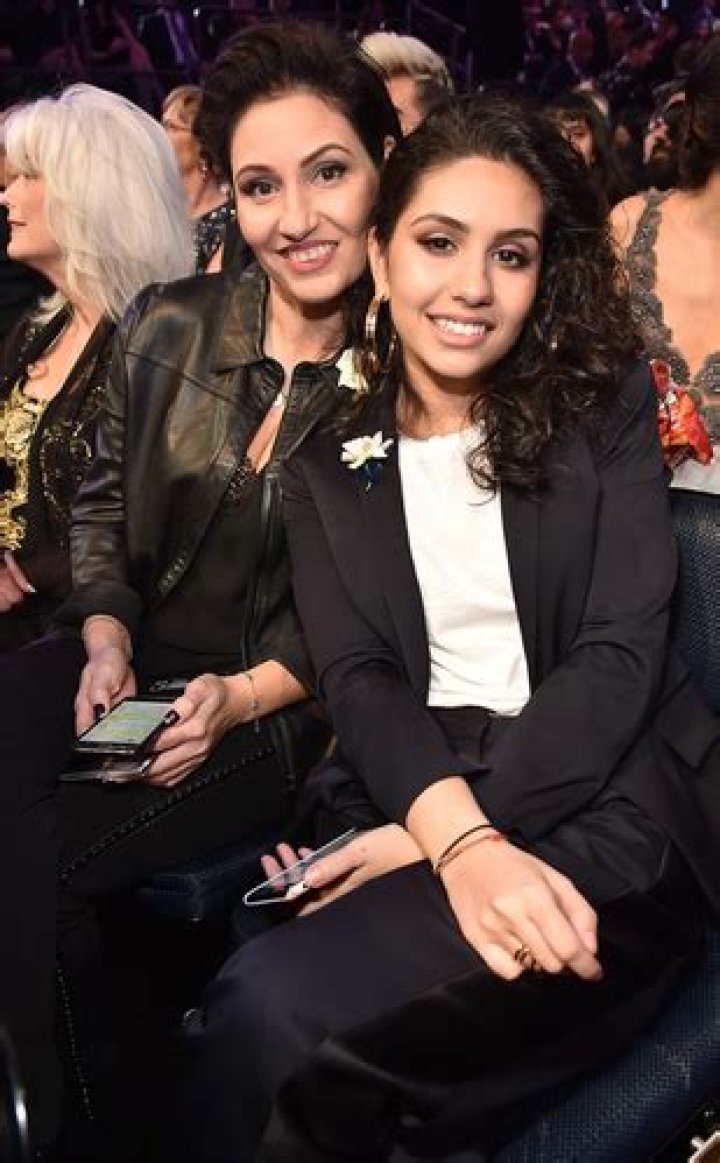 Enza Ciccione Caracciolo Alessia Cara Wiki Fandom