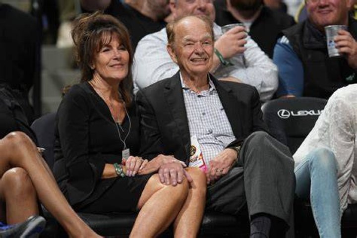 Glen Taylor People Vinson & Elkins LLP