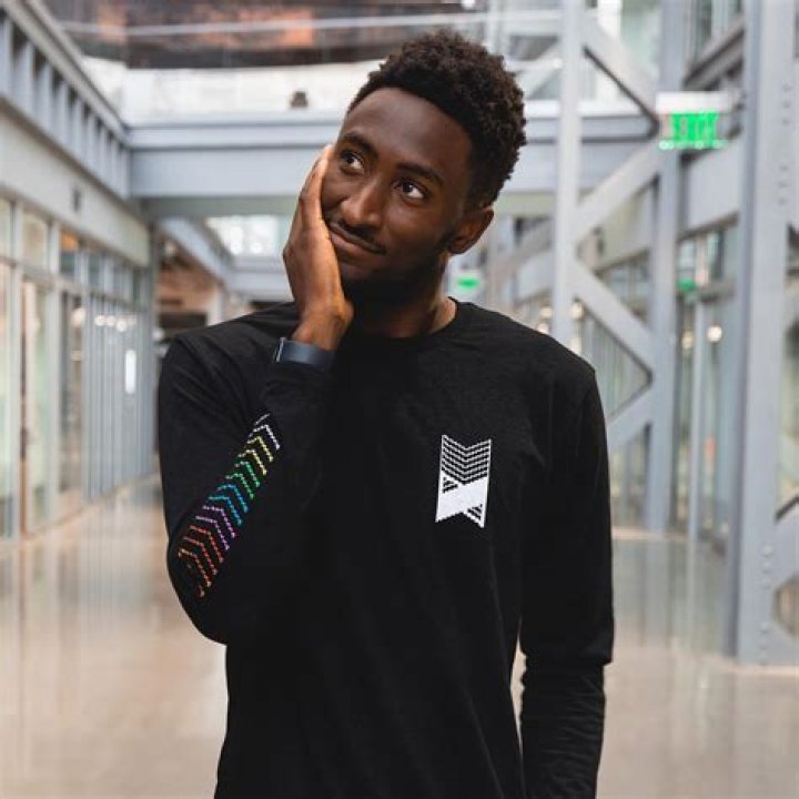 How Much is MKBHD Net Worth? Guide)