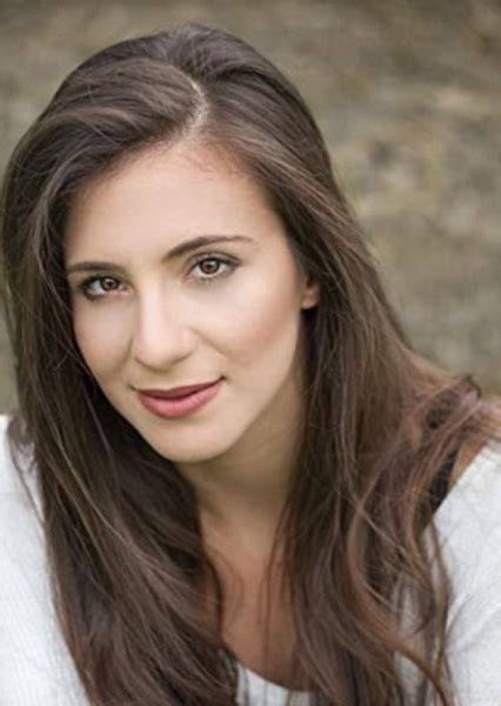 How Old Is Eliana Ghen