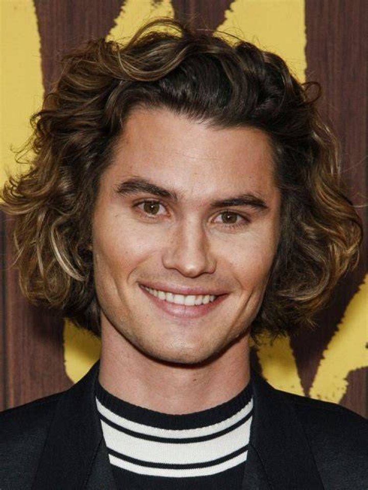 &iquest;Qui&eacute;n es Chase Stokes? Actor protagonista de Outer Banks &bull; zoNeflix
