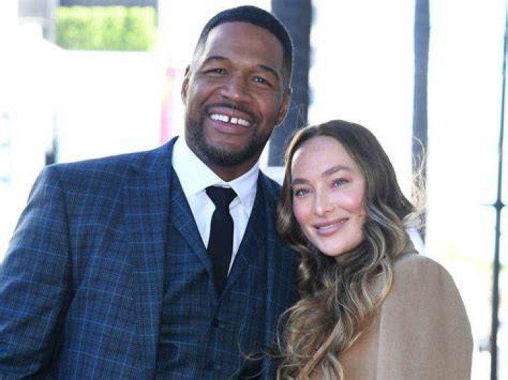 Is Michael Strahan Married? His Former Wives, Partner Parade