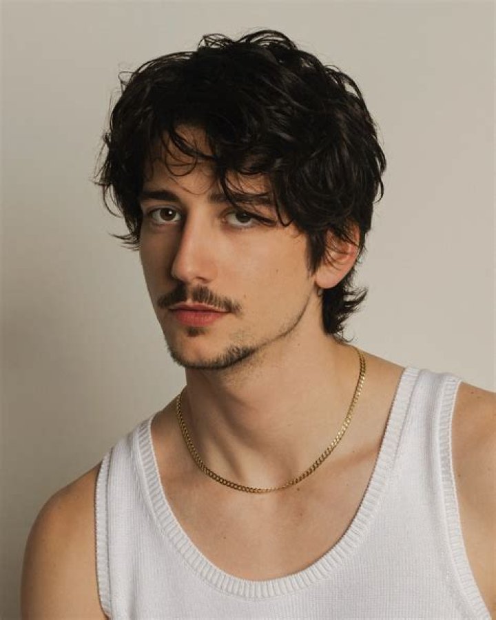 is milo manheim single Moon Feray1949