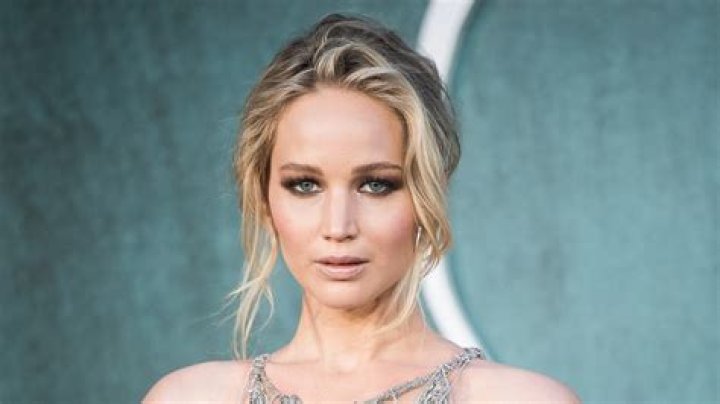 Jennifer Lawrence Net Worth (2021), Height, Age, Bio and Facts