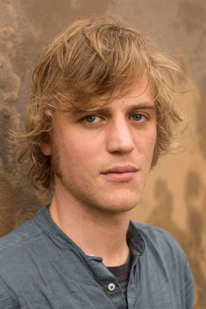 Johnny Flynn on Twitter Johnny flynn, David morrissey, In this moment