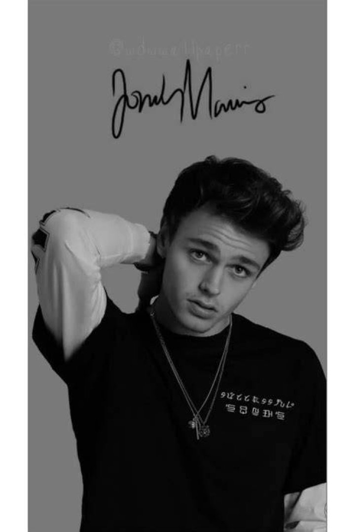 Jonah Marais wallpaper Why don't we wallpaper Jonah marais, Jonah