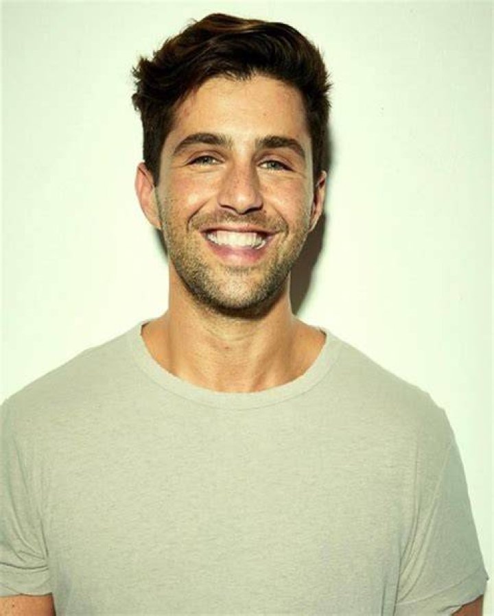 Josh Peck Photos Of The Former Nickelodeon Star Hollywood Life
