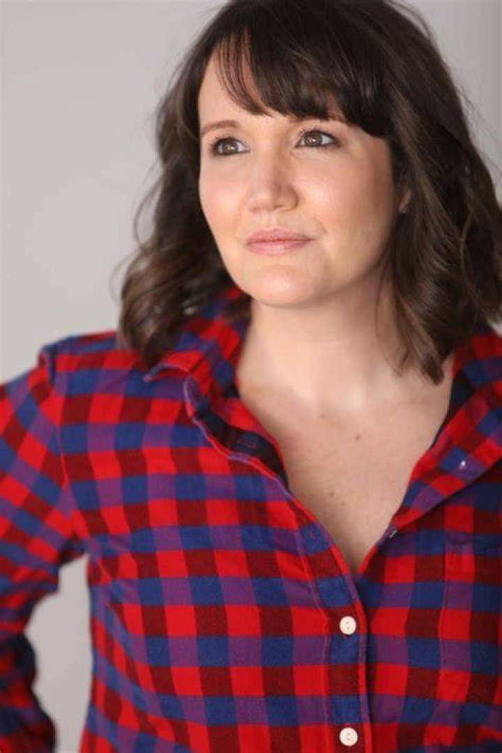 Katie McElhenney Who Is Rob McElhenney sister? ABTC