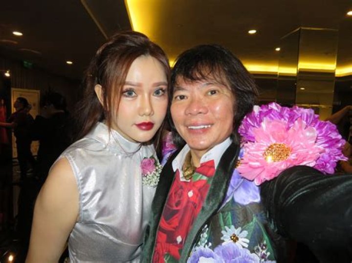 Kee Hua Chee Live! MICHAEL MANTZ HOSTED LOVELY DINNER AT LAI PO HEEN