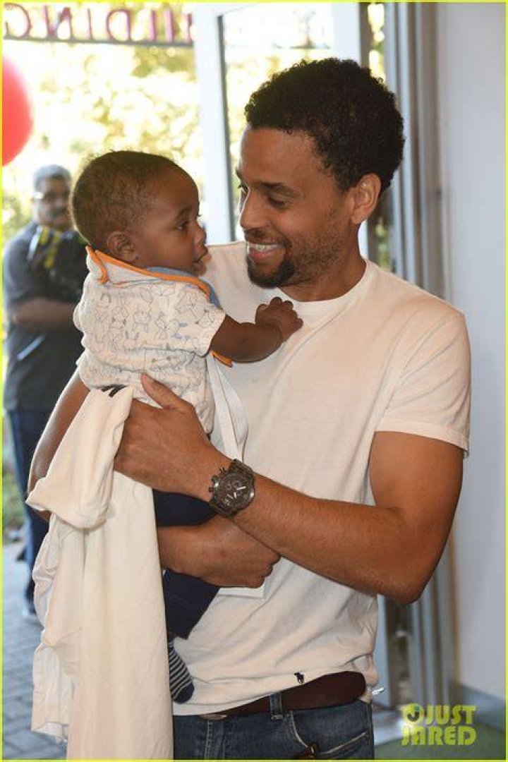 Kristen Bell and Michael Ealy Get Married on "The Woman In The House" Set 04/15/2021 &bull; CelebMafia