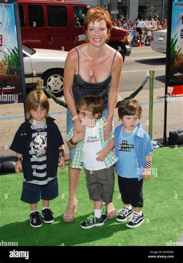 Lauren Holly Children