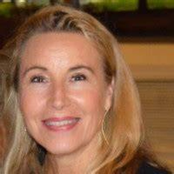 Leslie Lebon (Peter Navarro&rsquo;s ExWife) Wiki, Age, Kids, Net worth