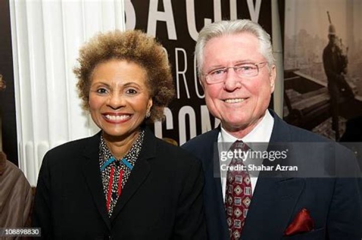 Leslie Uggams, husband Grahame Pratt, son Justice Pratt & daughter Danielle Chambers attending
