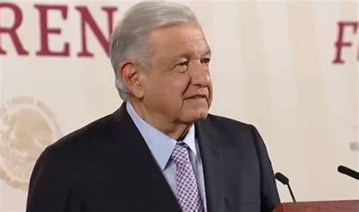 L&oacute;pez Obrador asume como nuevo presidente de M&eacute;xico La FM