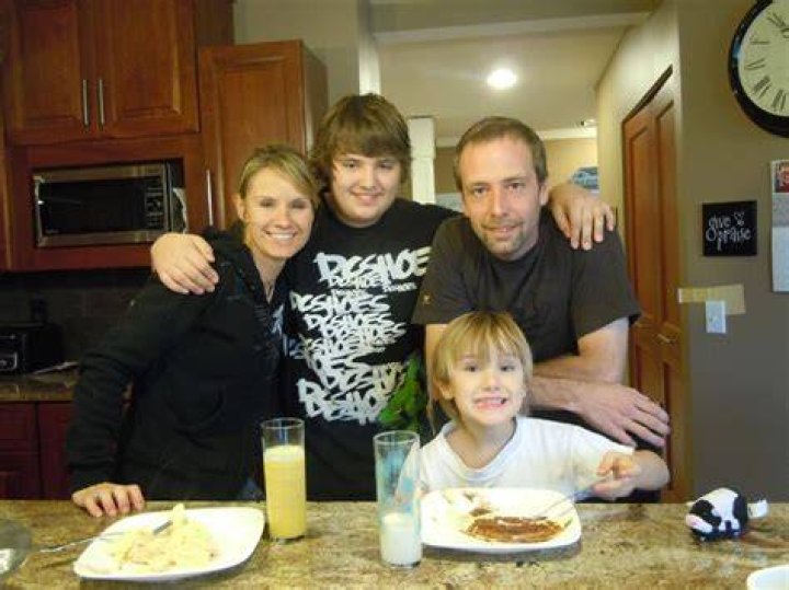 louise, eric, logan & edgar hansen Deadliest catch, Crab fishing, Catch