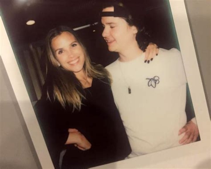 Lukas Graham (and his wife) r/13or30