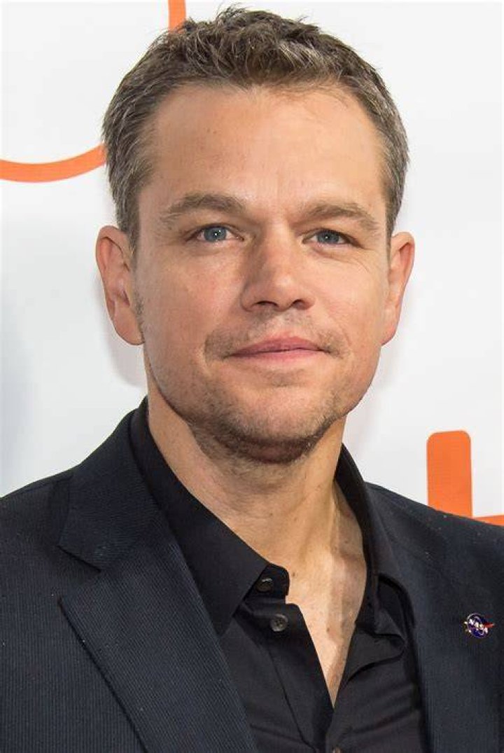 Matt Damon's Eldest Daughter Recovers From COVID19 E! News