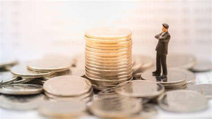 Mbetet paga minimale prej 14.500 MKD neto p&euml;r muajt Prill, Maj dhe