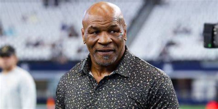 Mike Tyson anuncia lan&ccedil;amento de resort dedicado &agrave; maconha Pequenas