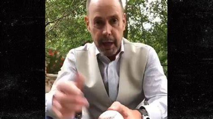 MLB playoffs Ernie Johnson will skip postseason due to blood clots