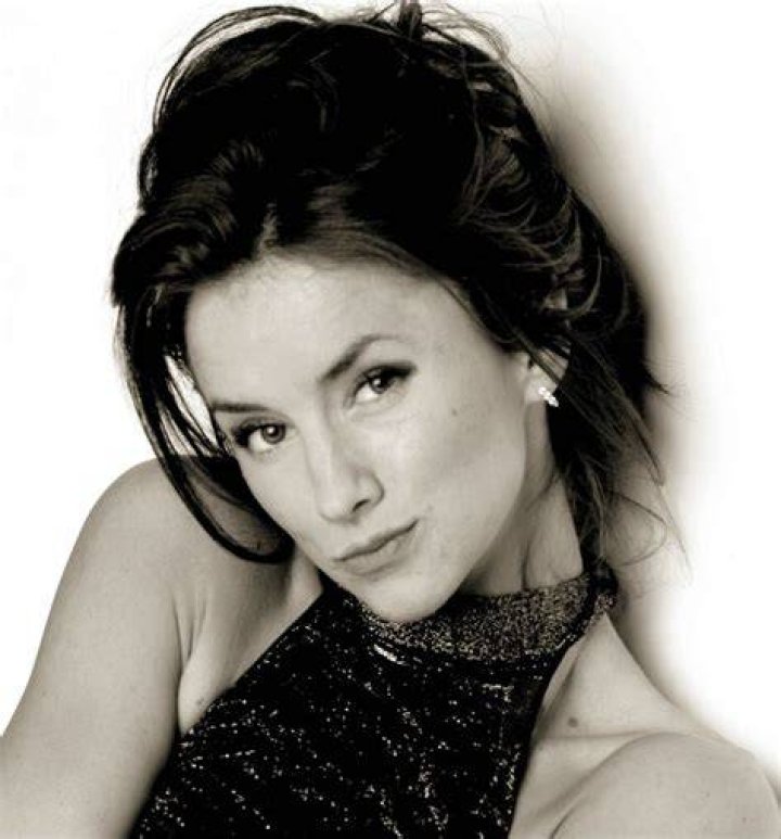 Nicole McClain February 2006