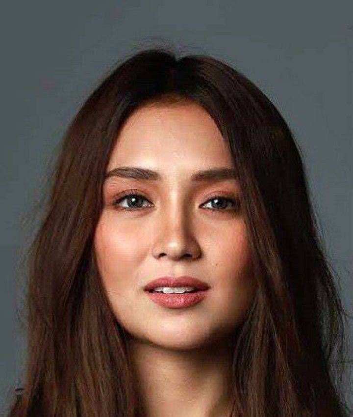 Philippine Tv Actress Kathryn Bernardo Photos