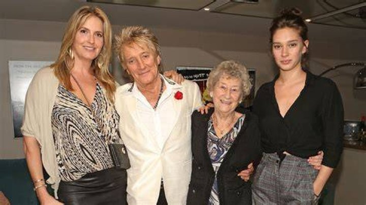 Rachel hunter, Rod stewart, Renee