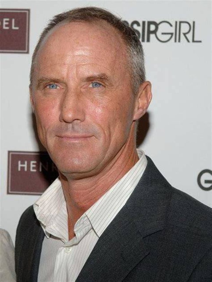 Robert John Burke AdoroCinema