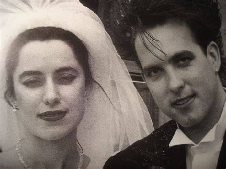 Robert Smith Married Mary Poole in 1988; Living Blissful Married Life