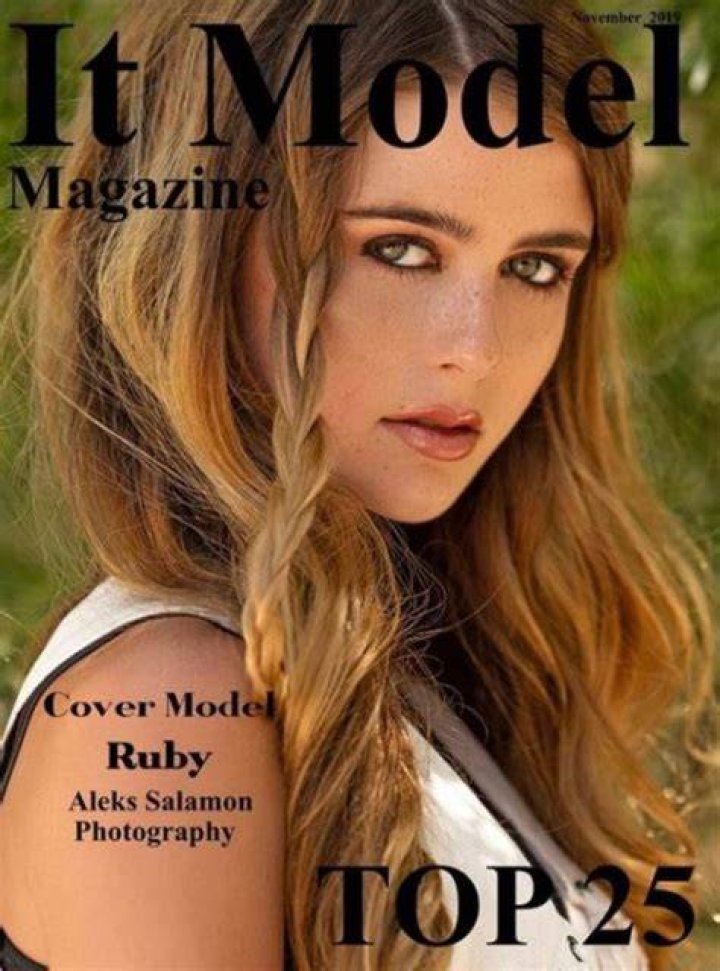 Ruby Lightfoot Bio, Age, Modeling, Boyfriend, Wealth, Height, Instagram