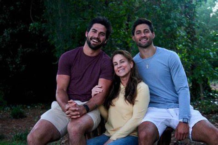 Sam Hartman Parents, Ethnicity, Wiki, Age, Height, Net Worth