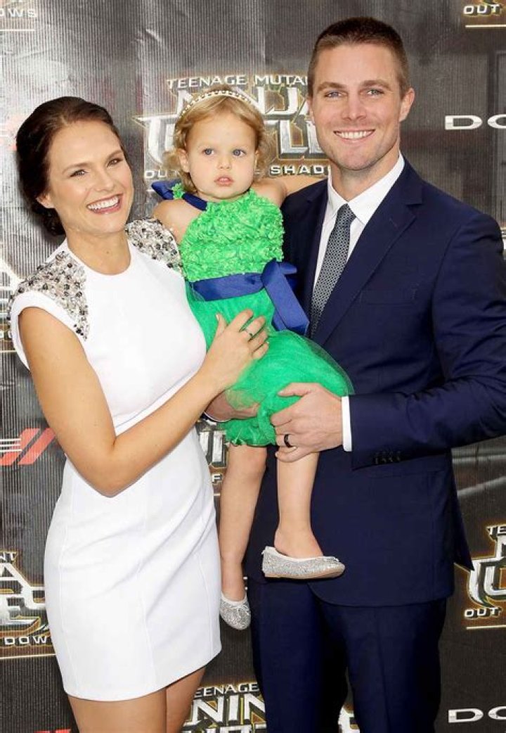 Stephen Amell & Wife Cassandra Jean Bring Adorable Daughter Mavi to