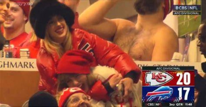 Taylor Swift Bombers QB Zach Collaros joins popstar in Kelce family