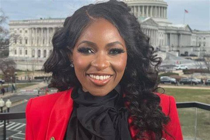 Texas Rep. Jasmine Crockett seeking Dallas U.S. House seat with Eddie