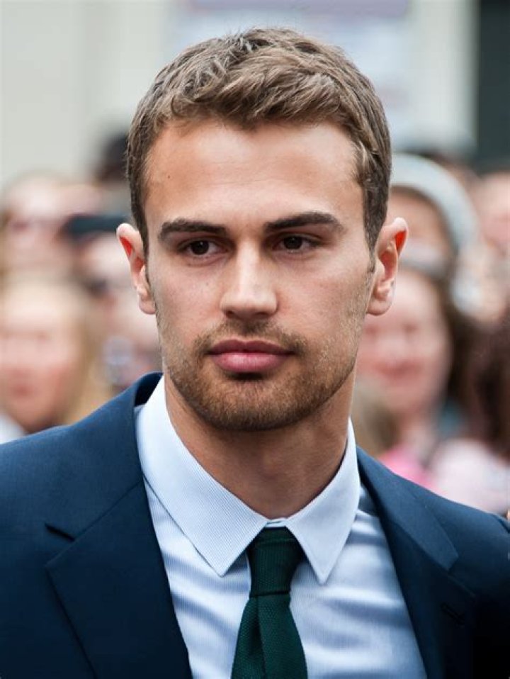 Theo James Bio, Career, Marriage, Worth, All