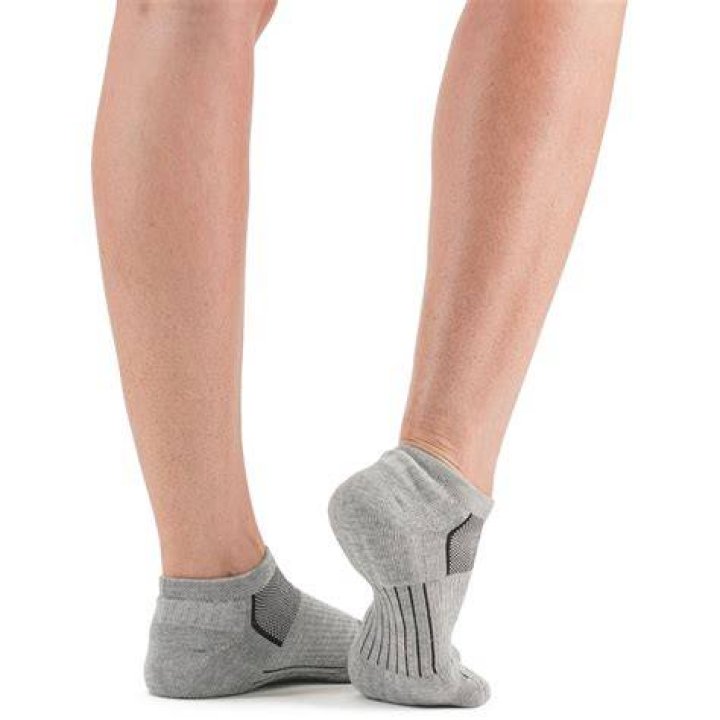 These sockshoes are perfect for lounging all year round