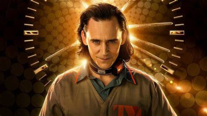 Tom Hiddleston's Bio Worth,Married,Education,House,Son,Family