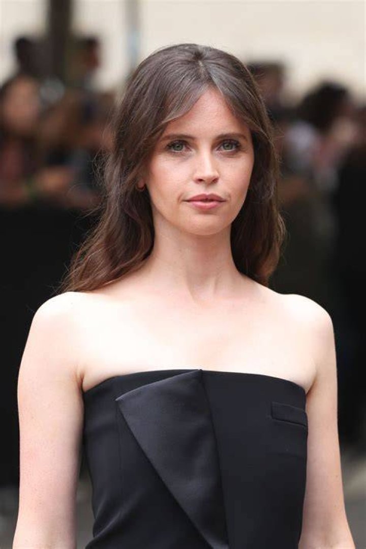 Uncover The Secrets Behind Felicity Jones' Iconic Bikini Photos